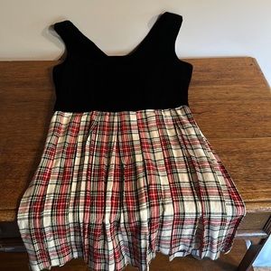 Vintage Pleated velvet dress. New worn. Like New.